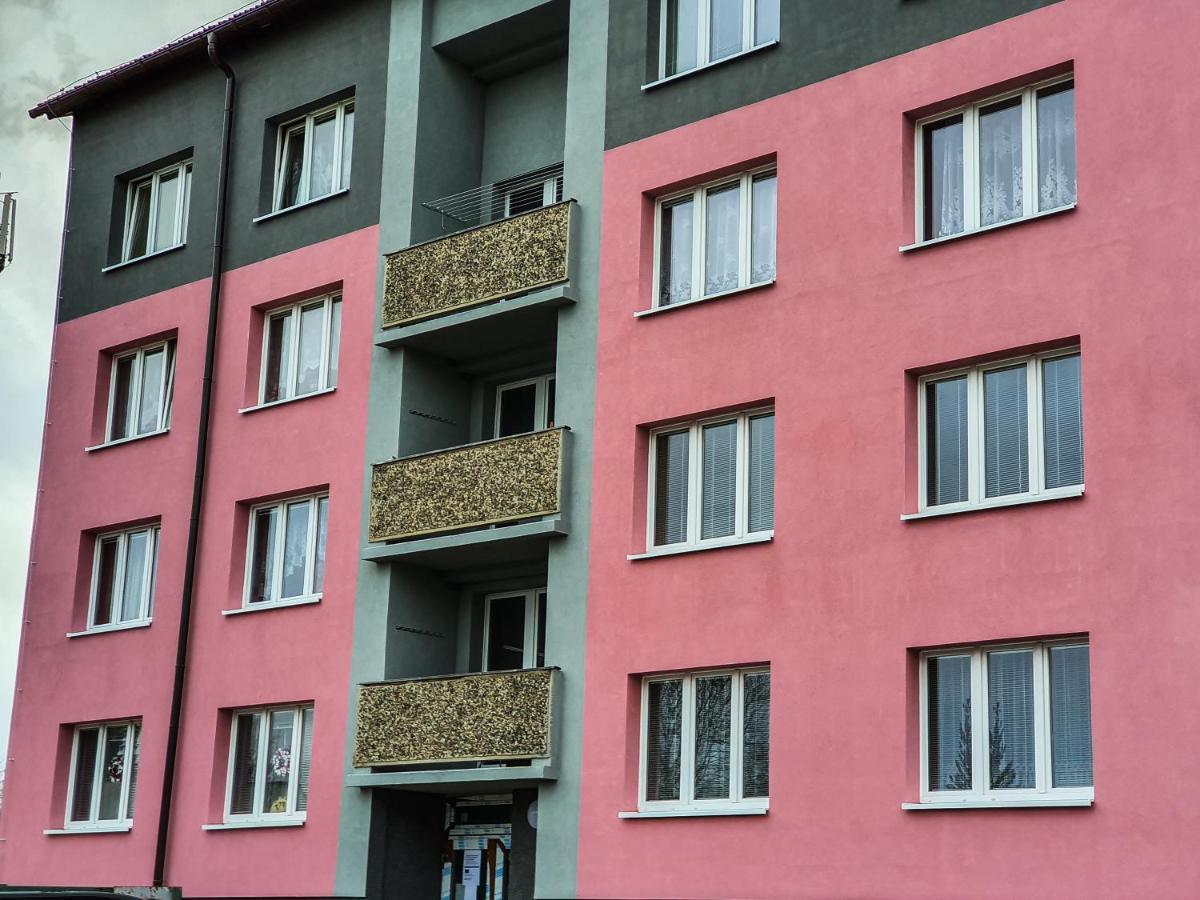 Apartmany Schmiedeberg U Klinovce Kovářská Eksteriør billede